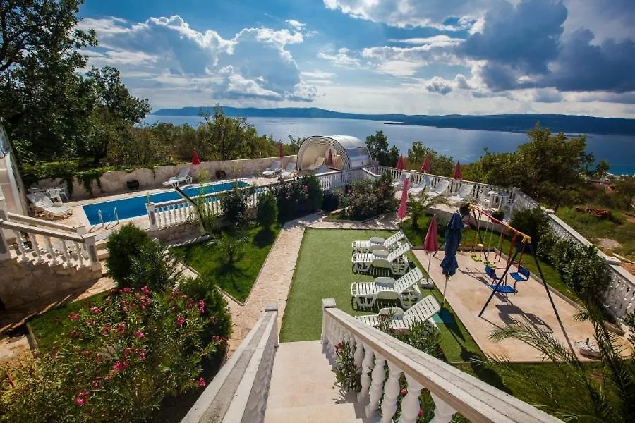 Apartment In Crikvenica With Sea View, Terrace, Air Conditioning, Wifi 3492-6 0*,
