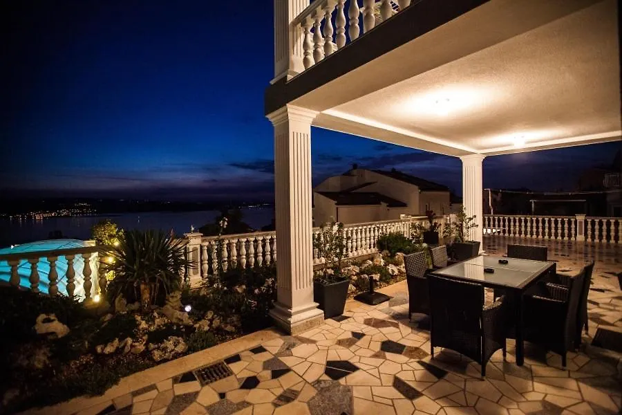 Apartment In Crikvenica With Sea View, Terrace, Air Conditioning, Wifi 3492-6